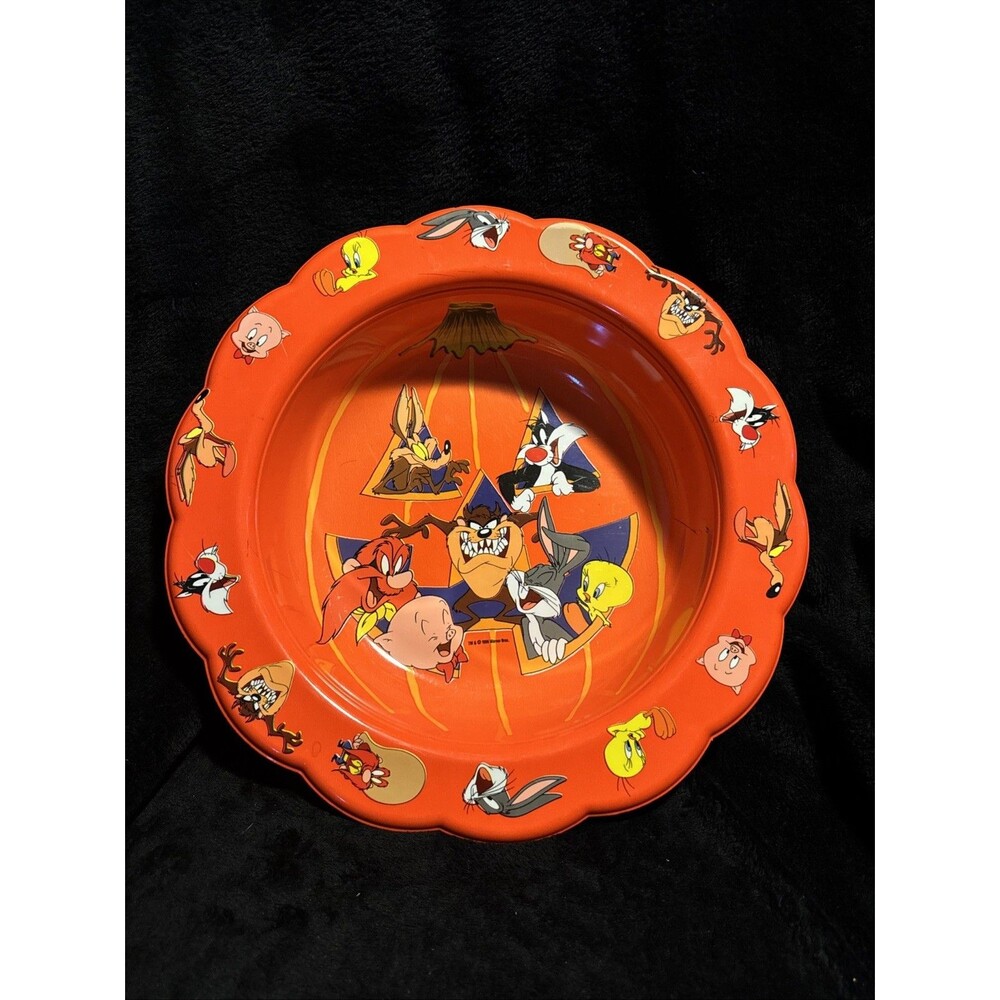 Vintage 14.5" Looney Tunes 1996 Warner Bros Halloween Trick or Treat Candy Bowl